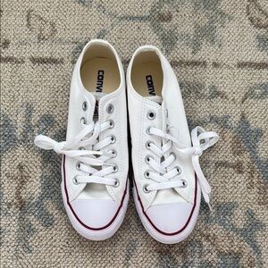 Converse Women’s White Sneakers